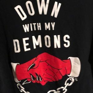 Men’s black t shirt